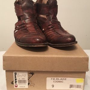 Blake Freebird Sandals, size 9